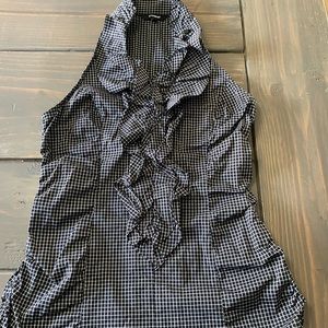 Fun and flattering sleeveless top